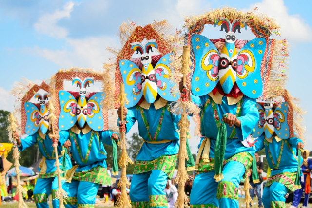 Tarian-Babukung-Upacara-Adat-Kematian-Suku-Dayak-Tomun-di-Kalteng
